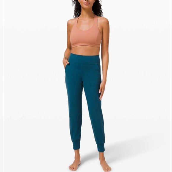 Lululemon Align Jogger 28" - Picture 3 of 11